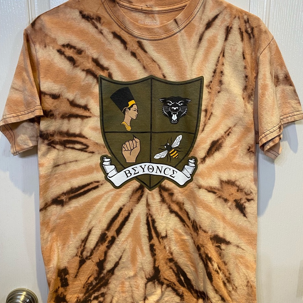 Beyoncé concert tee clean condition